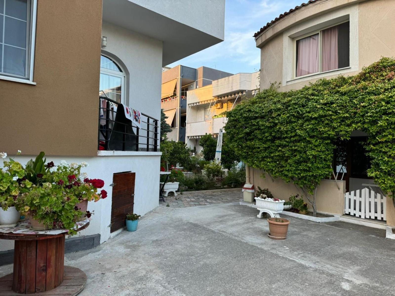 Guesthouse Novi Durres Bagian luar foto