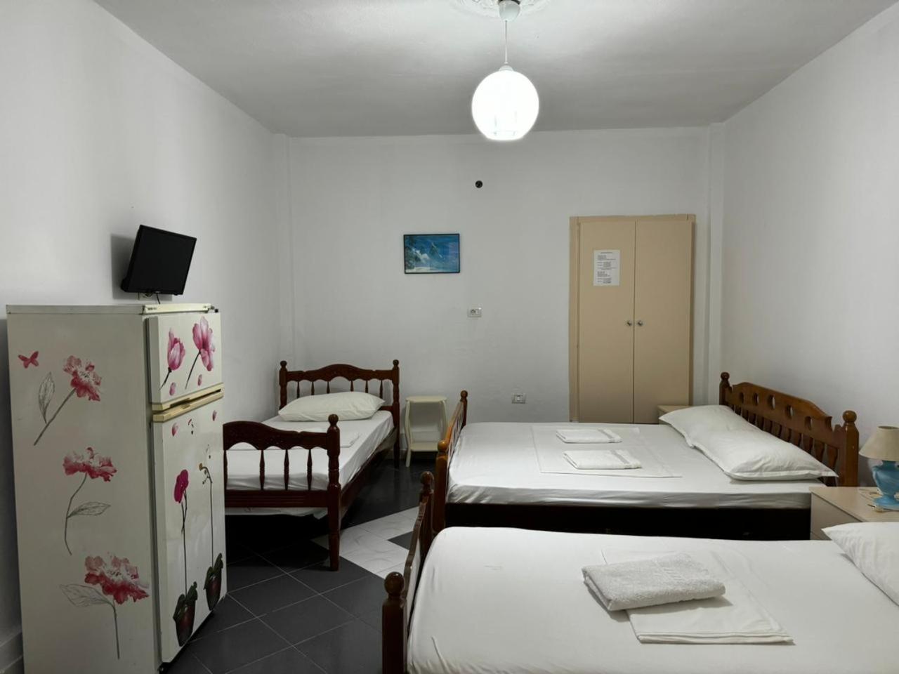 Guesthouse Novi Durres Bagian luar foto