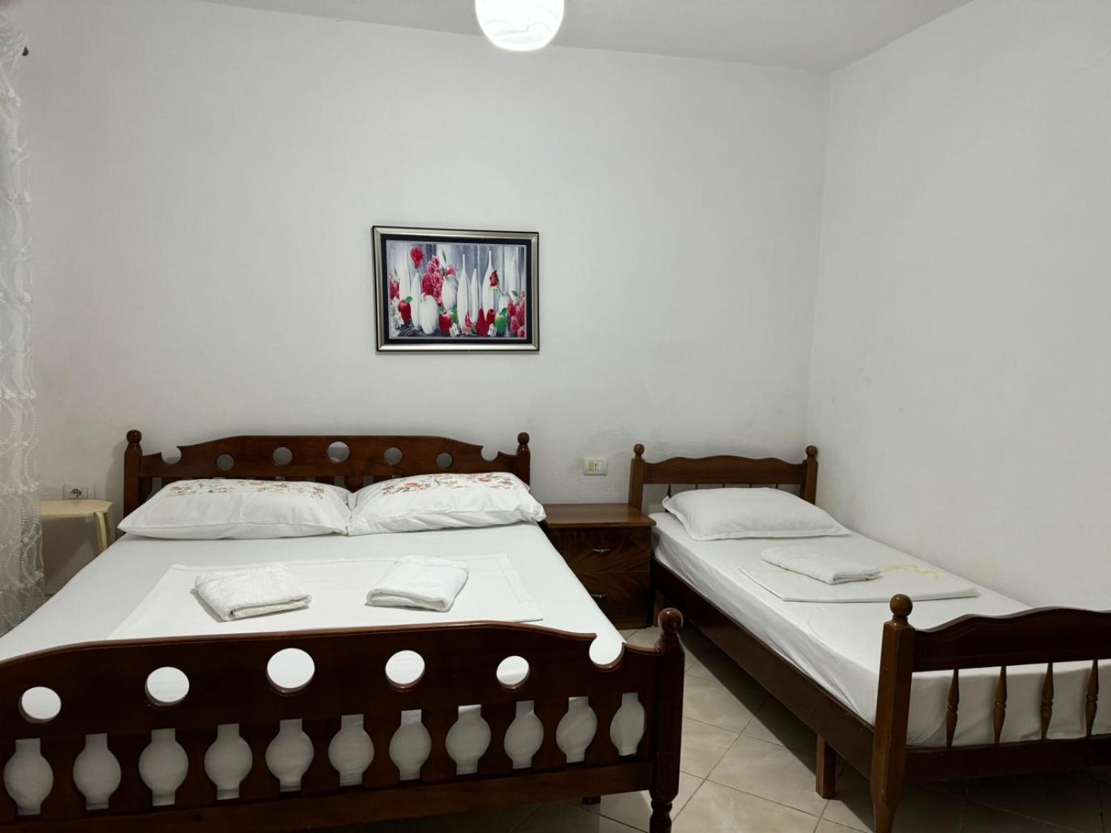 Guesthouse Novi Durres Bagian luar foto