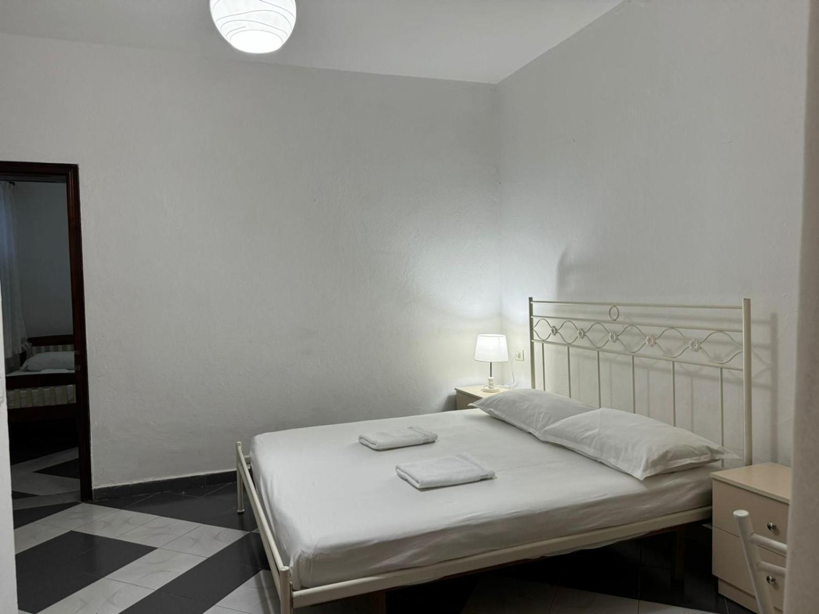 Guesthouse Novi Durres Bagian luar foto
