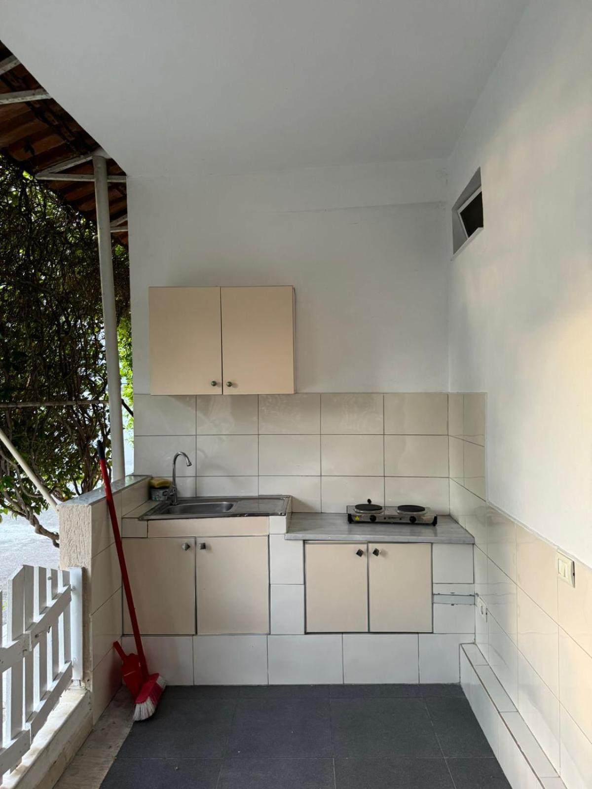 Guesthouse Novi Durres Bagian luar foto