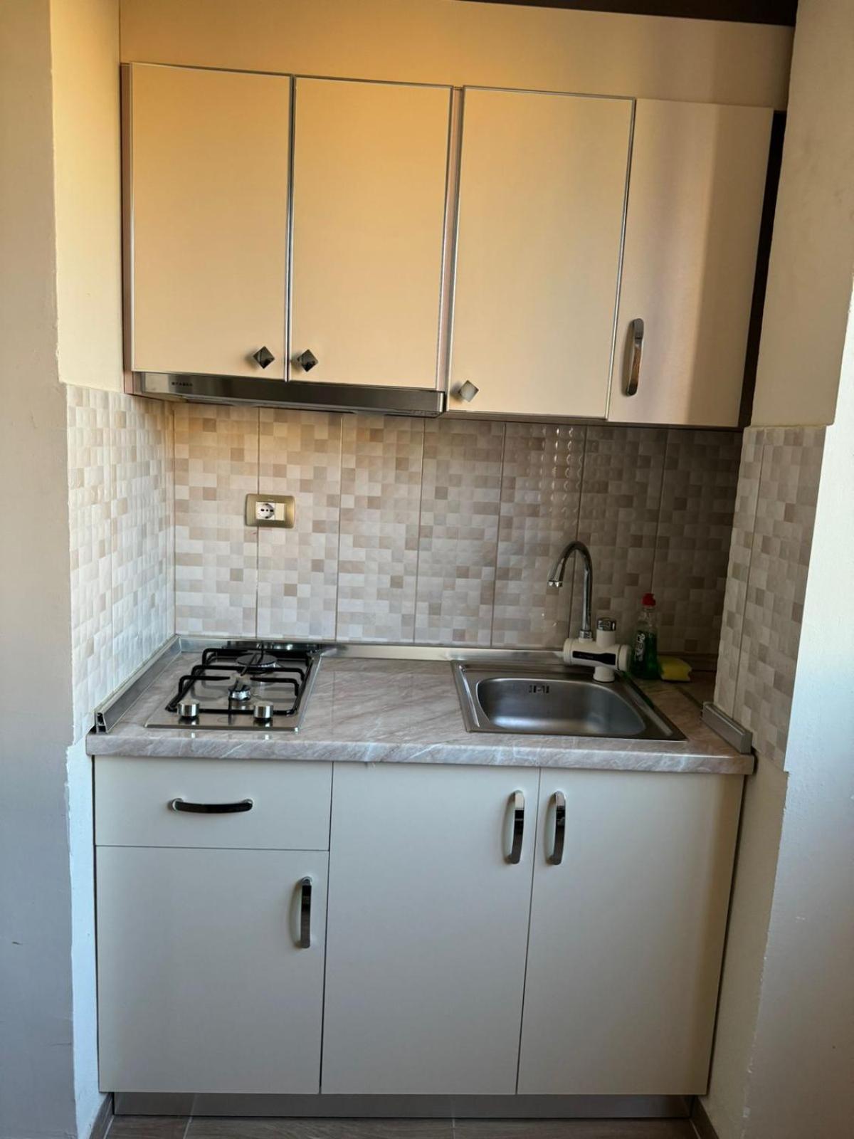 Guesthouse Novi Durres Bagian luar foto