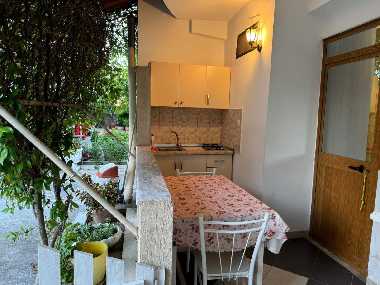 Guesthouse Novi Durres Bagian luar foto