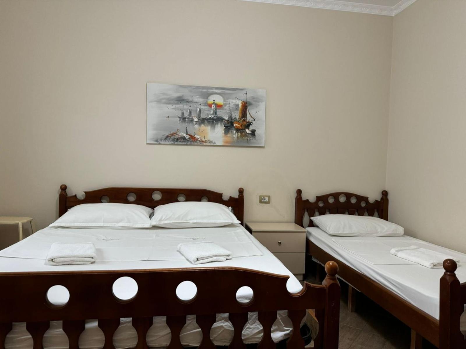 Guesthouse Novi Durres Bagian luar foto