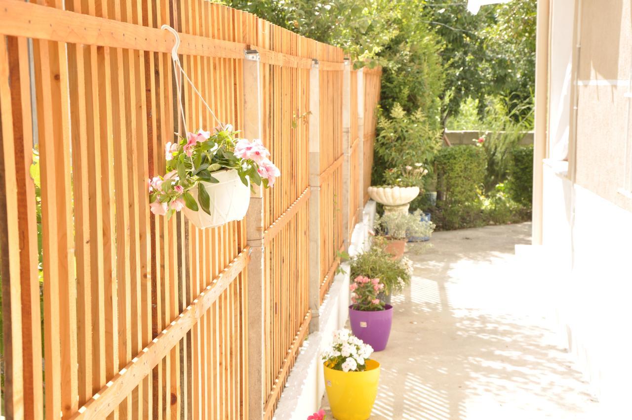 Guesthouse Novi Durres Bagian luar foto